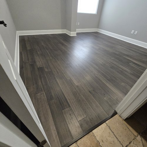 Luxury Vinyl Plank Gallery