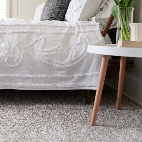 Bed and table on carpet floor - CONTEMPORARY CARPET & FLOORING in FL